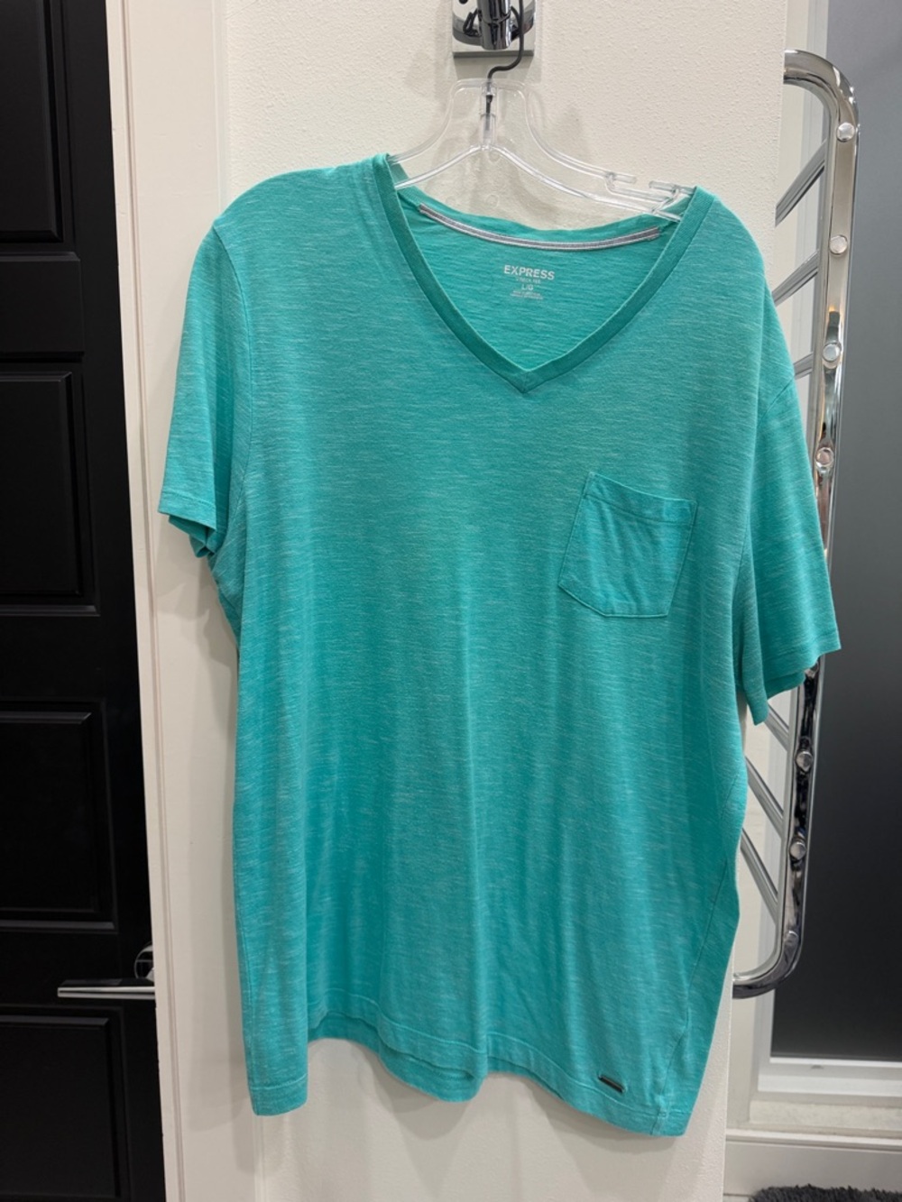 Express Men's V-Neck Pocket Tee - Teal Green